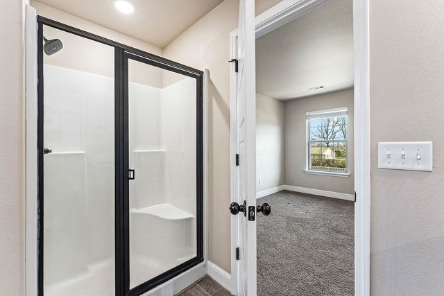 3670 Macintosh Way, Bentonville, AR 72712