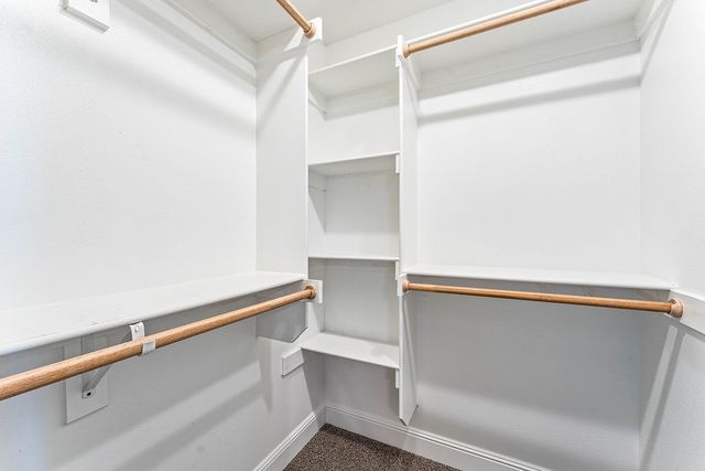 3670 Macintosh Way, Bentonville, AR 72712