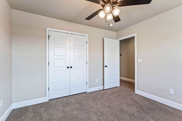 3670 Macintosh Way, Bentonville, AR 72712