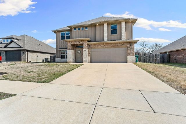 3670 Macintosh Way, Bentonville, AR 72712
