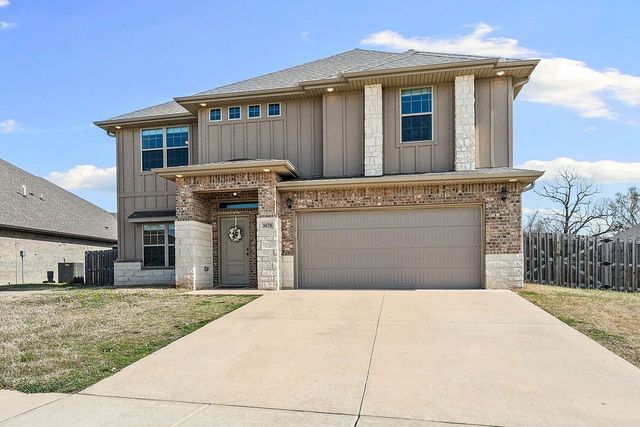 3670 Macintosh Way, Bentonville, AR 72712