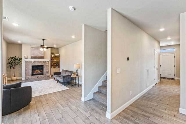 3670 Macintosh Way, Bentonville, AR 72712