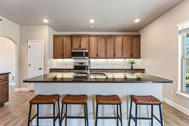 3670 Macintosh Way, Bentonville, AR 72712