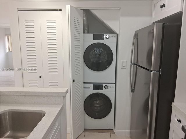 15495 N Miami Lakeway N 207, Miami Lakes, FL 33014