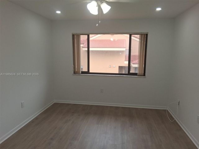 15495 N Miami Lakeway N 207, Miami Lakes, FL 33014