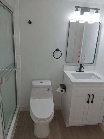 15495 N Miami Lakeway N 207, Miami Lakes, FL 33014