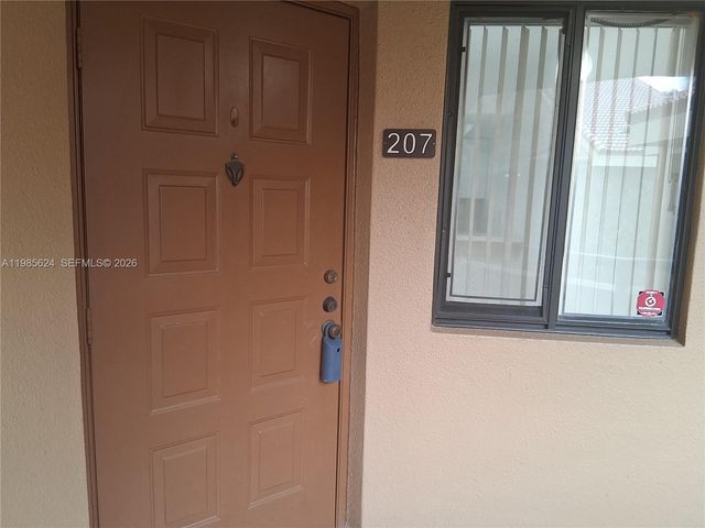 15495 N Miami Lakeway N 207, Miami Lakes, FL 33014