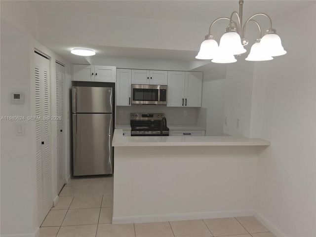 15495 N Miami Lakeway N 207, Miami Lakes, FL 33014