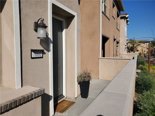 7060 Vernazza Place, Eastvale, CA 92880