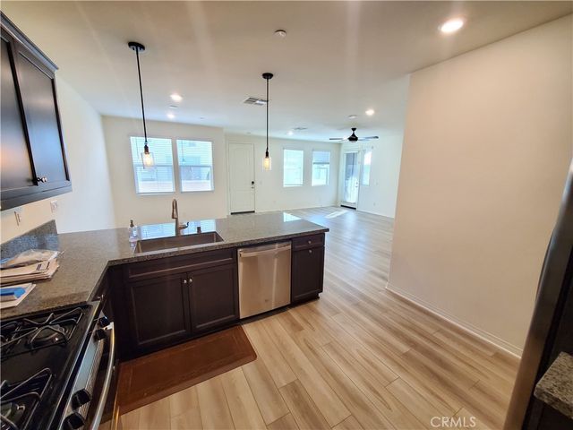 7060 Vernazza Place, Eastvale, CA 92880