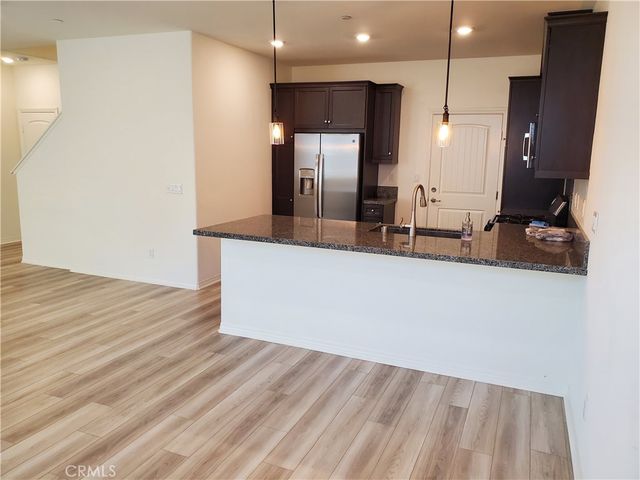 7060 Vernazza Place, Eastvale, CA 92880