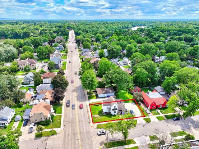 603 S MEMORIAL DRIVE, Appleton, WI 54914
