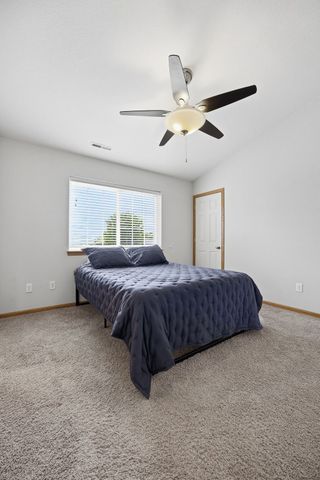 1577 Hunters Creek Way, Marion, IA 52302
