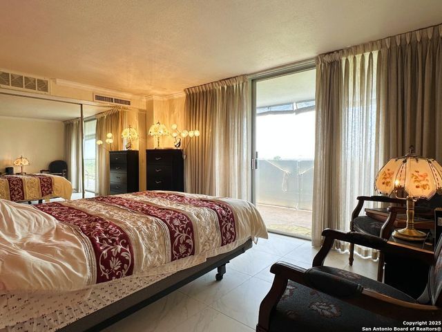 7039 San Pedro Ave Apt 601, San Antonio, TX 78216