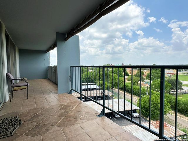 7039 San Pedro Ave Apt 601, San Antonio, TX 78216