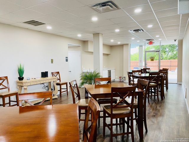 7039 San Pedro Ave Apt 601, San Antonio, TX 78216