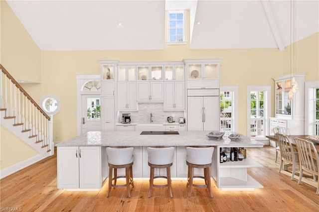 1480 Angel DR, Sanibel, FL 33957