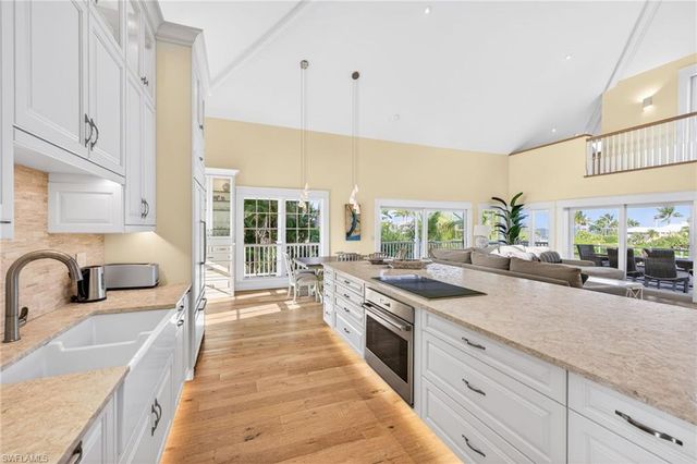 1480 Angel DR, Sanibel, FL 33957