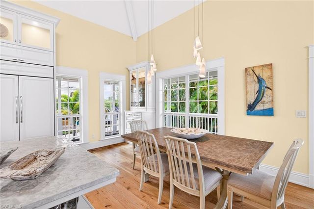 1480 Angel DR, Sanibel, FL 33957