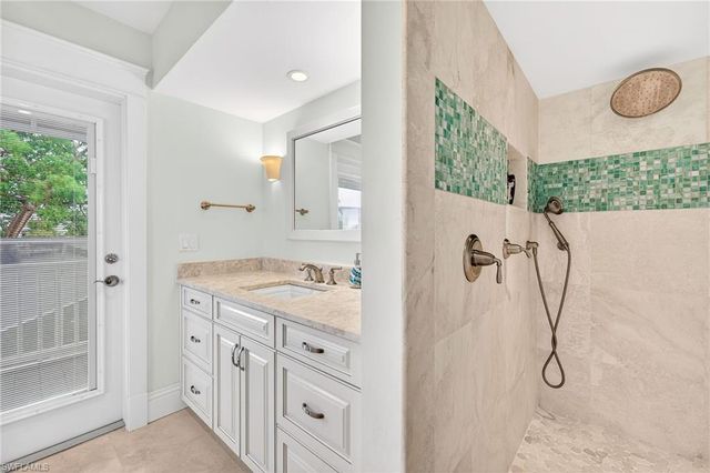 1480 Angel DR, Sanibel, FL 33957