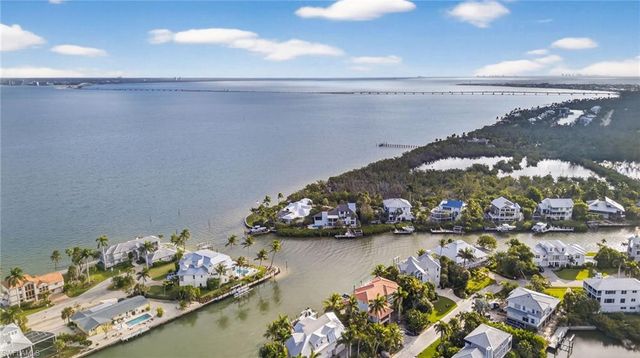 1480 Angel DR, Sanibel, FL 33957