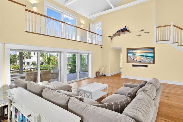 1480 Angel DR, Sanibel, FL 33957