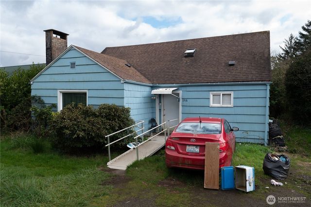 1516 Riddell Street, Raymond, WA 98577