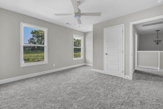 2804 Brewster Dr, Clarksville, TN 37042