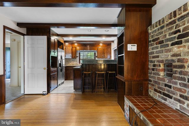 71 FOREST LN, Swarthmore, PA 19081