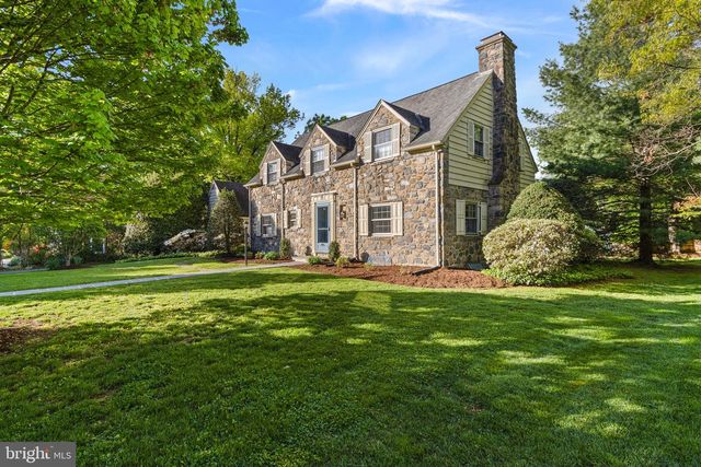 71 FOREST LN, Swarthmore, PA 19081