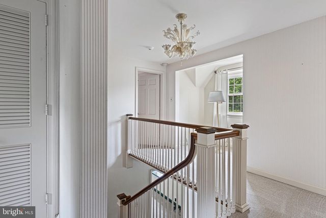 71 FOREST LN, Swarthmore, PA 19081
