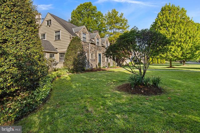 71 FOREST LN, Swarthmore, PA 19081