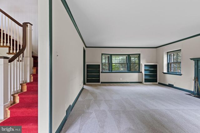 71 FOREST LN, Swarthmore, PA 19081