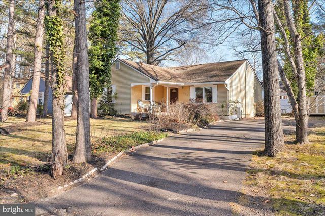 195 ELEANOR, Cherry Hill, NJ 08003