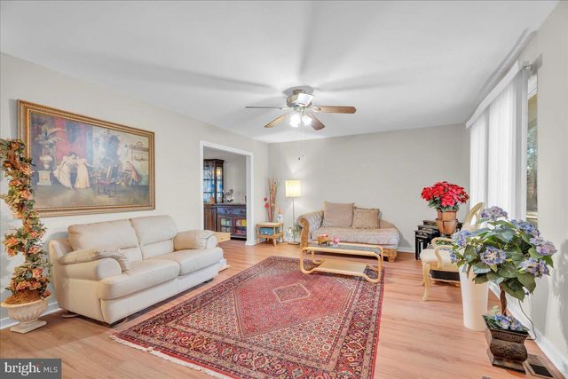 195 ELEANOR, Cherry Hill, NJ 08003