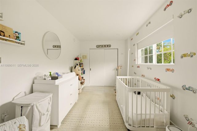 725 W 51st St, Miami Beach, FL 33140