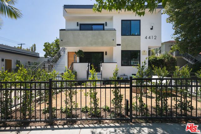 4412 Finley Avenue 5, Los Angeles, CA 90027