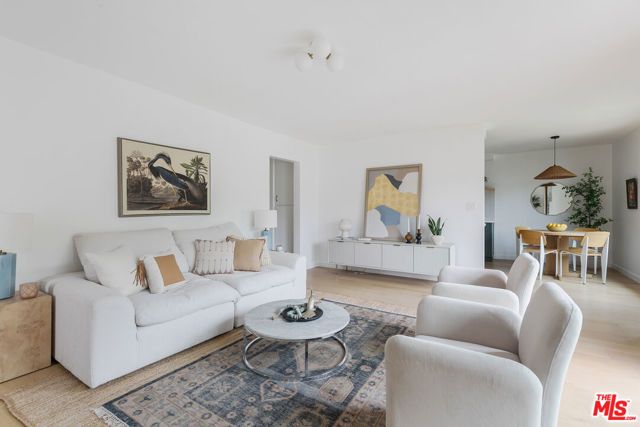 4412 Finley Avenue 5, Los Angeles, CA 90027