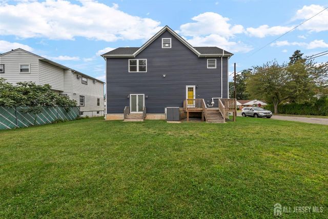 59 Oakland Avenue, Edison, NJ 08817