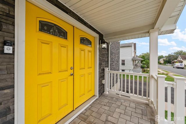 59 Oakland Avenue, Edison, NJ 08817