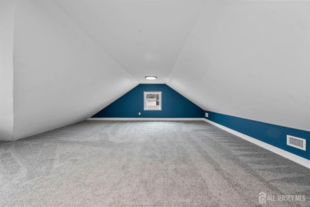 59 Oakland Avenue, Edison, NJ 08817