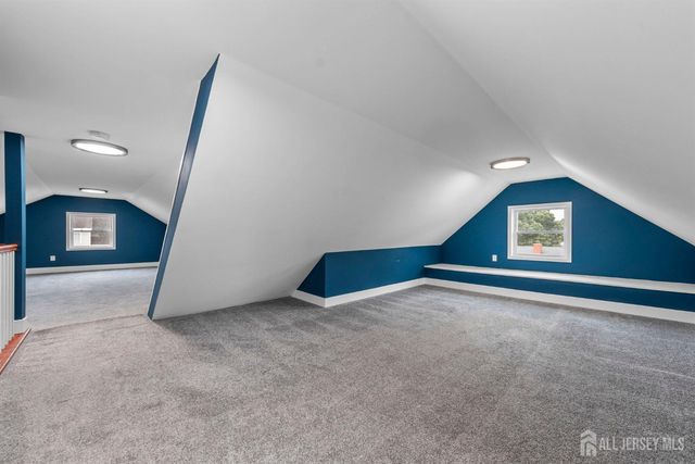 59 Oakland Avenue, Edison, NJ 08817