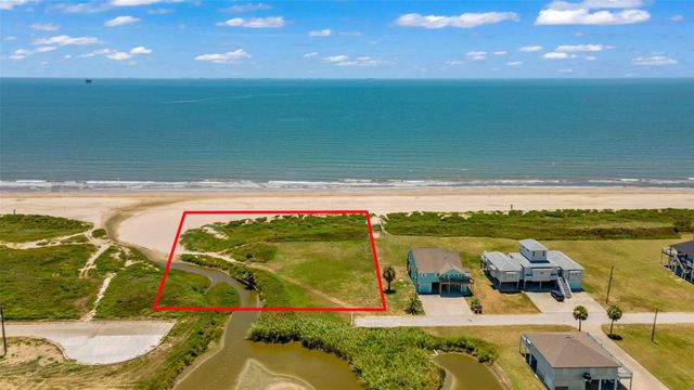 704 Villa Drive, Port Bolivar, TX 77650