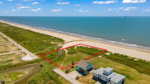 704 Villa Drive, Port Bolivar, TX 77650