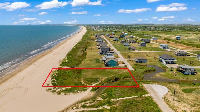 704 Villa Drive, Port Bolivar, TX 77650