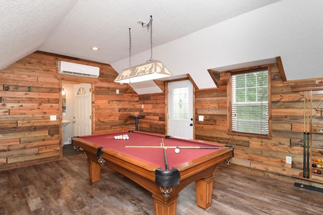 1839 Shaw Avenue, Anoka, MN 55303