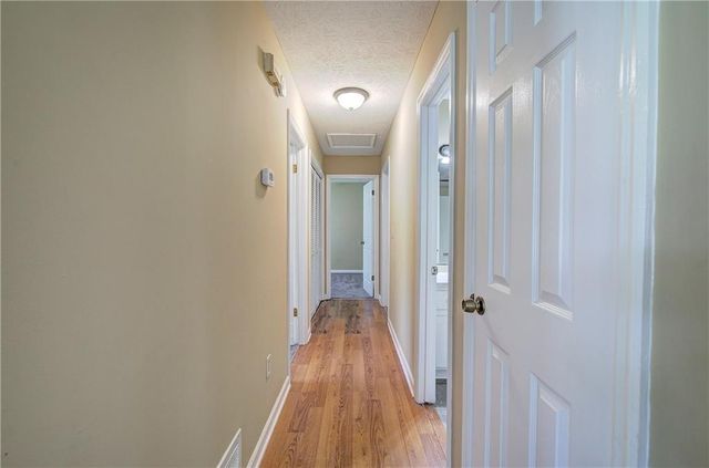 21 Winter Wood Court, Taylorsville, GA 30178
