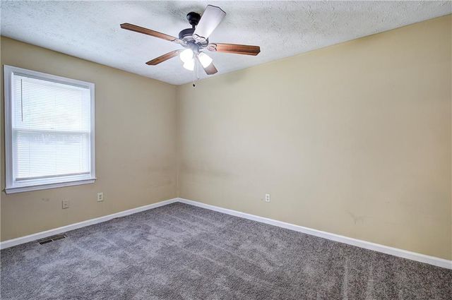 21 Winter Wood Court, Taylorsville, GA 30178