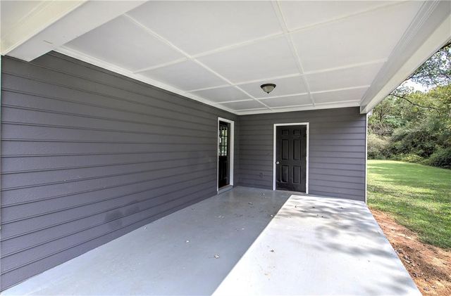 21 Winter Wood Court, Taylorsville, GA 30178
