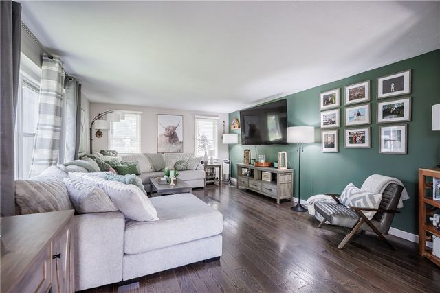 722 Brookeville Drive, Webster, NY 14580